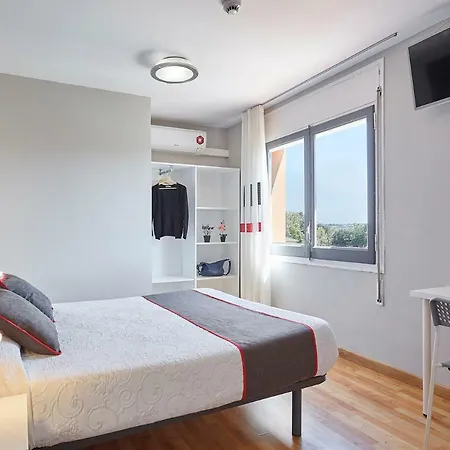 Guest house Mas Ferrer 2*