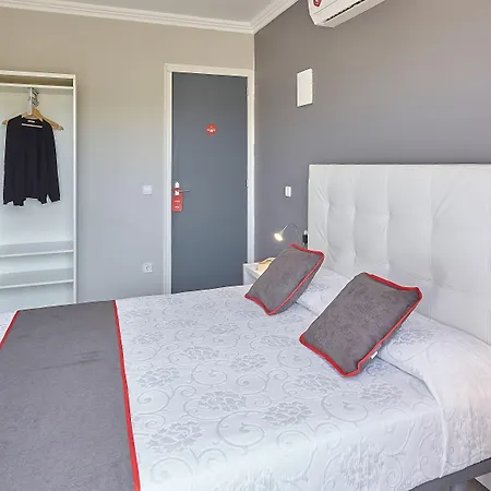 Guest house Mas Ferrer 2*