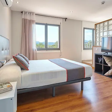 Mas Ferrer Guest house 2*